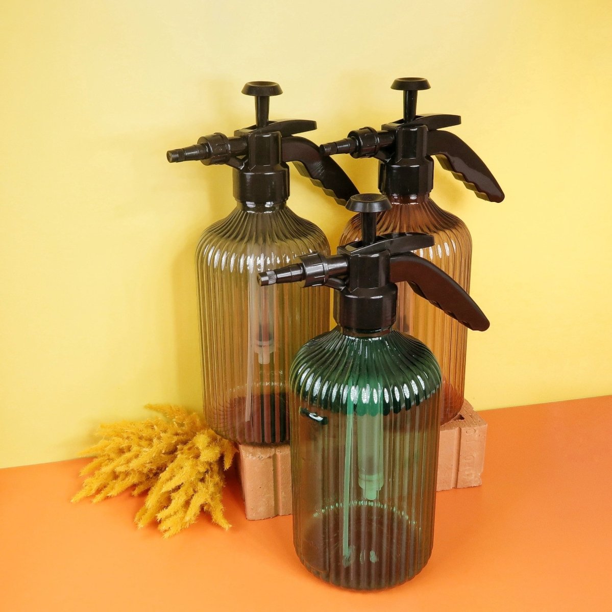 Sprühflasche Bergamo in drei unterschiedlichen Farben