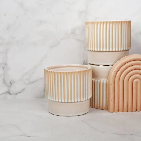 Keramik Übertopf SANREMO in hellem Creme, 10 cm – potflourri