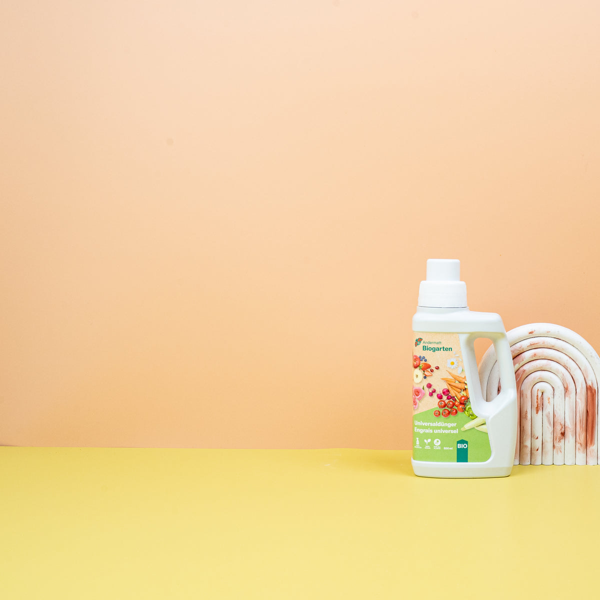 Praktische Dosierflasche für Topfpflanzen, Gemüse und Kräuter