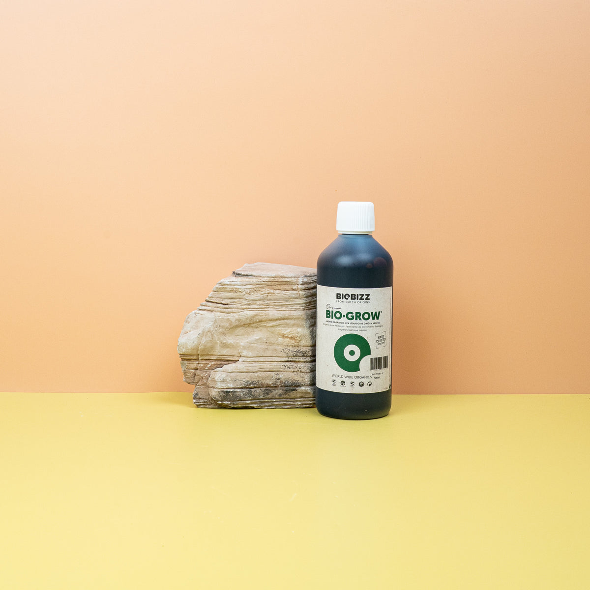 Veganer Flüssigdünger Biobizz Bio-Grow für Zimmer- und Gartenpflanzen