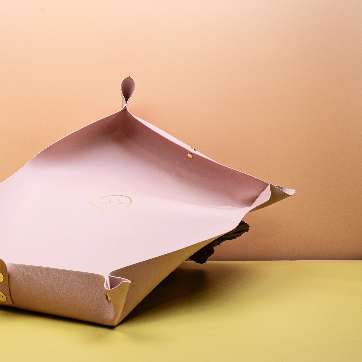 Pflanzmatte Livlig Rosa, aufgestellte Kanten