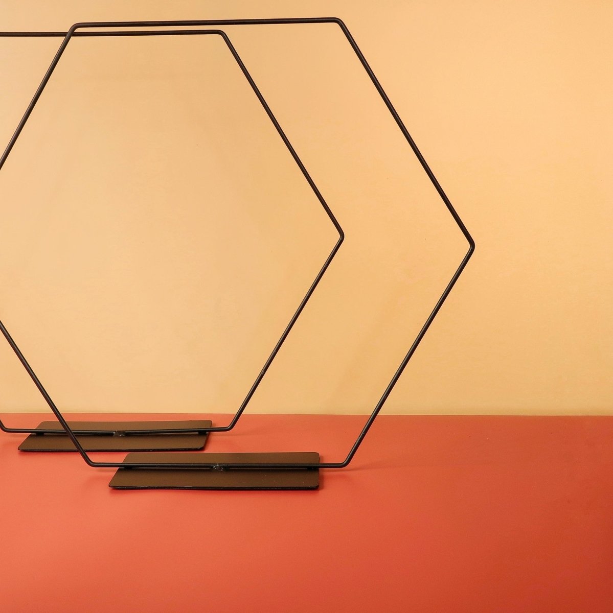Airplant Holder Hexagon Black, modernes Hexagon-Design