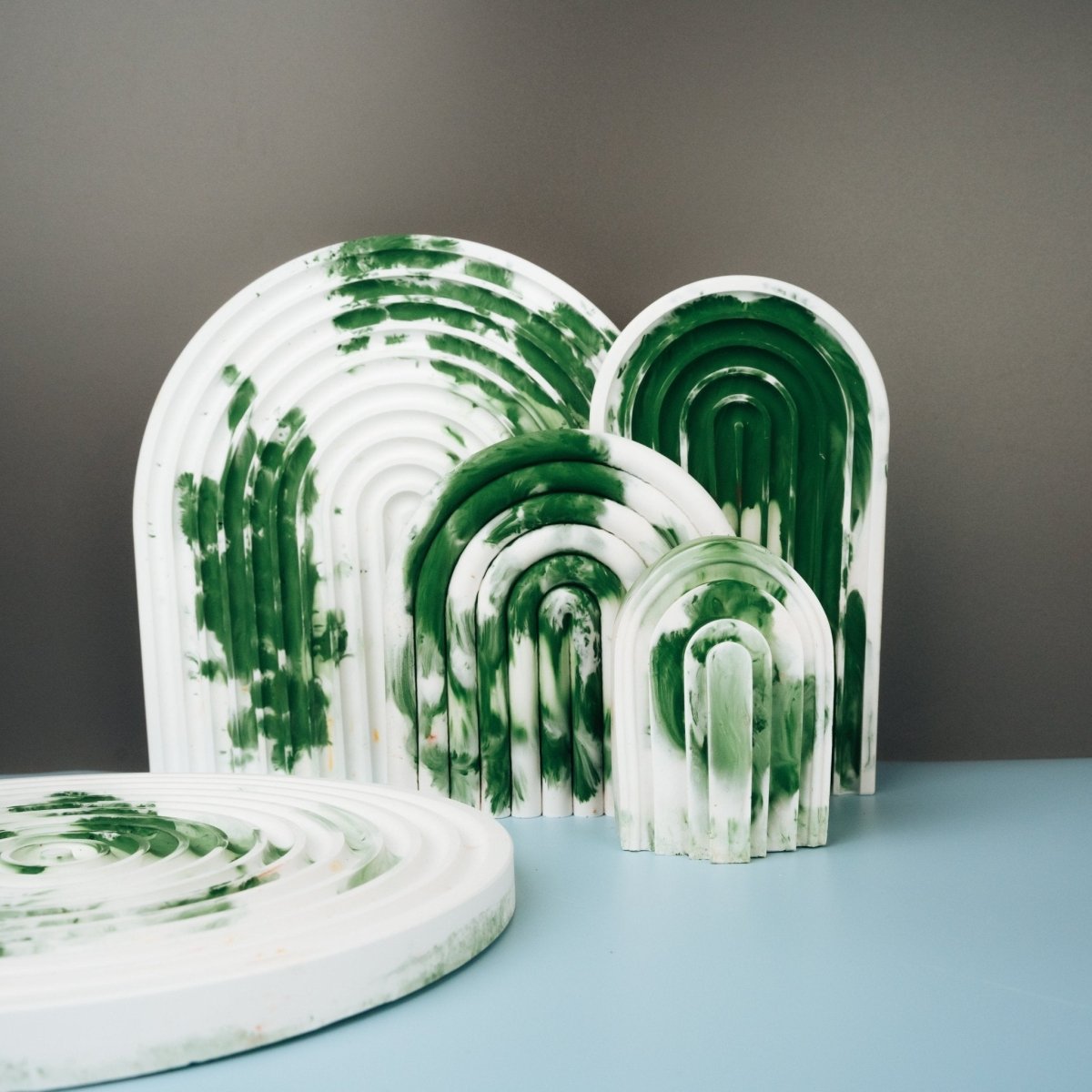 Dekoration Rainbow Green Splash mit lebendigen grünen Akzenten