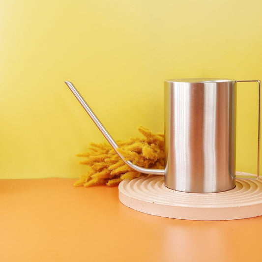 Gießkanne Hallum aus Edelstahl, 1,3 L – potflourri