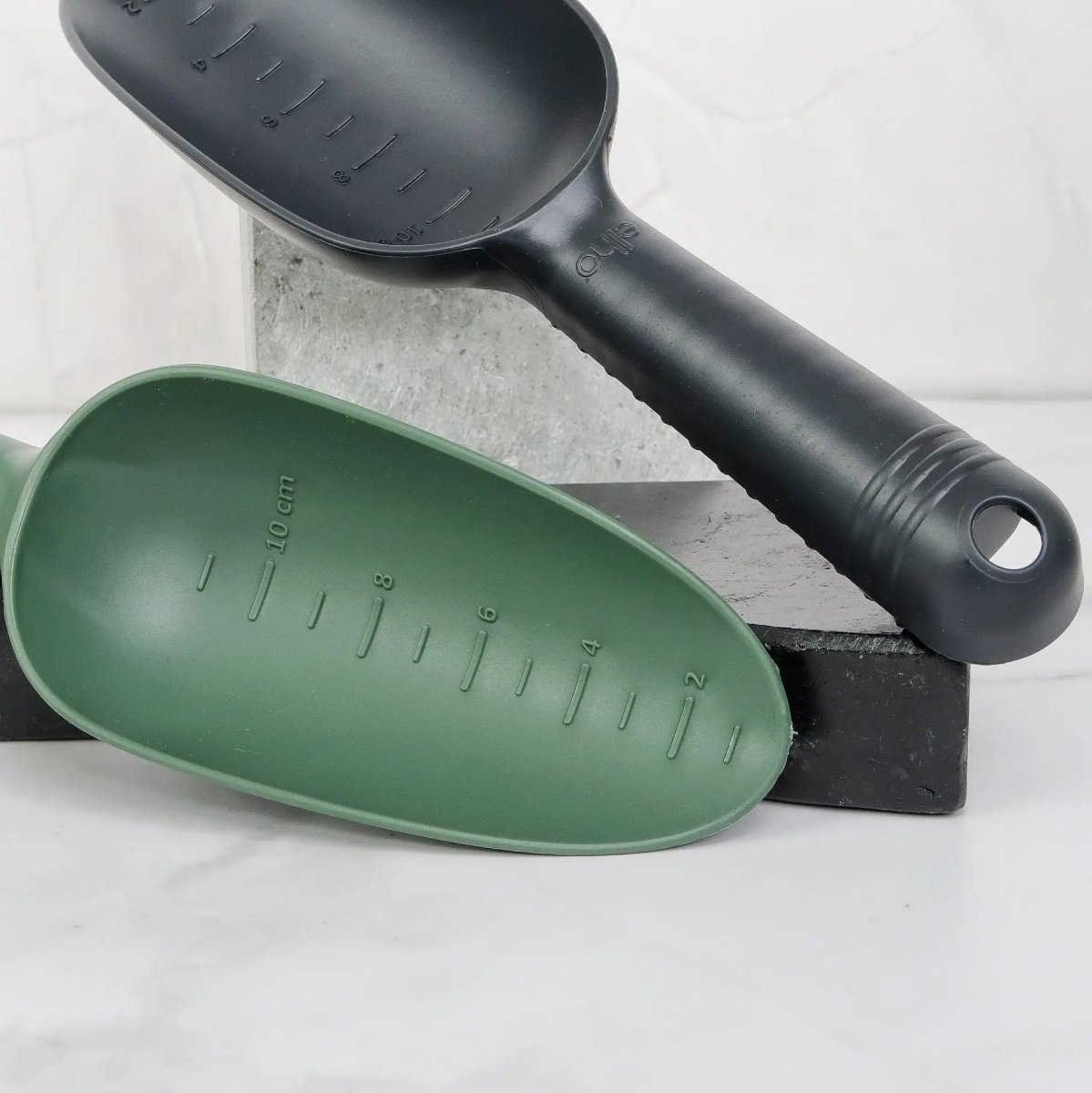 Elho Green Basic Schaufel – handliches Gartenwerkzeug