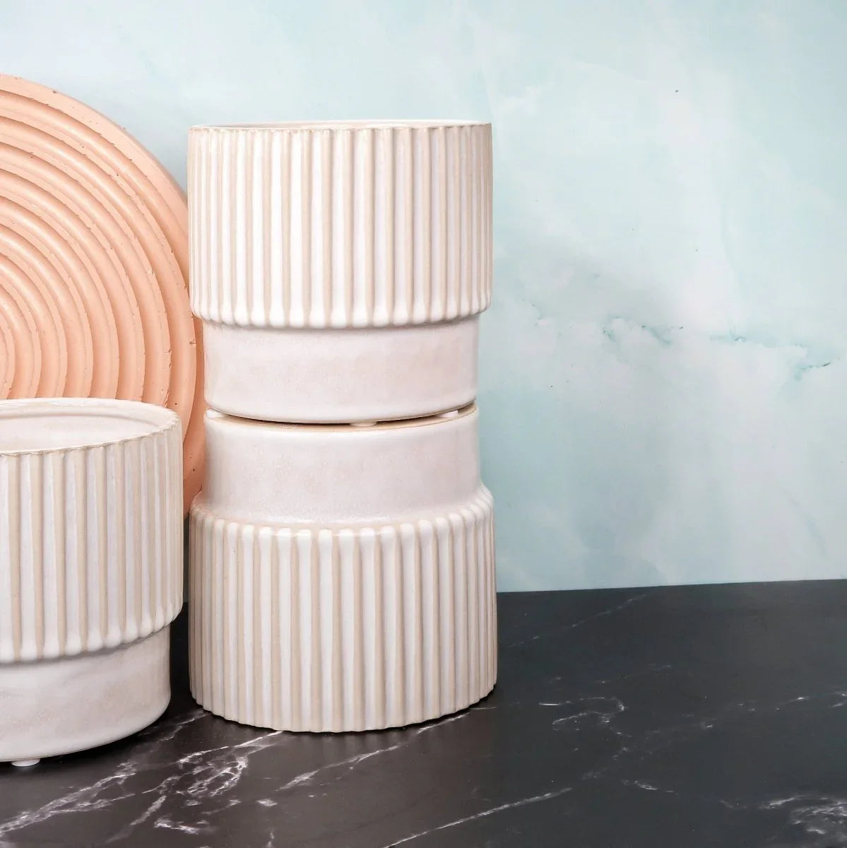 Übertopf ALBA 10 cm mit strukturierter Keramik-Oberfläche in hellem Creme