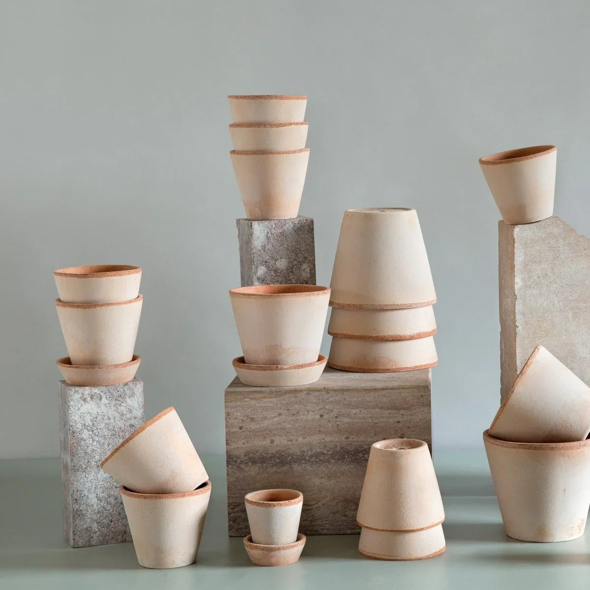 Bergs Potter Übertopf JULIE im minimalistischen Design