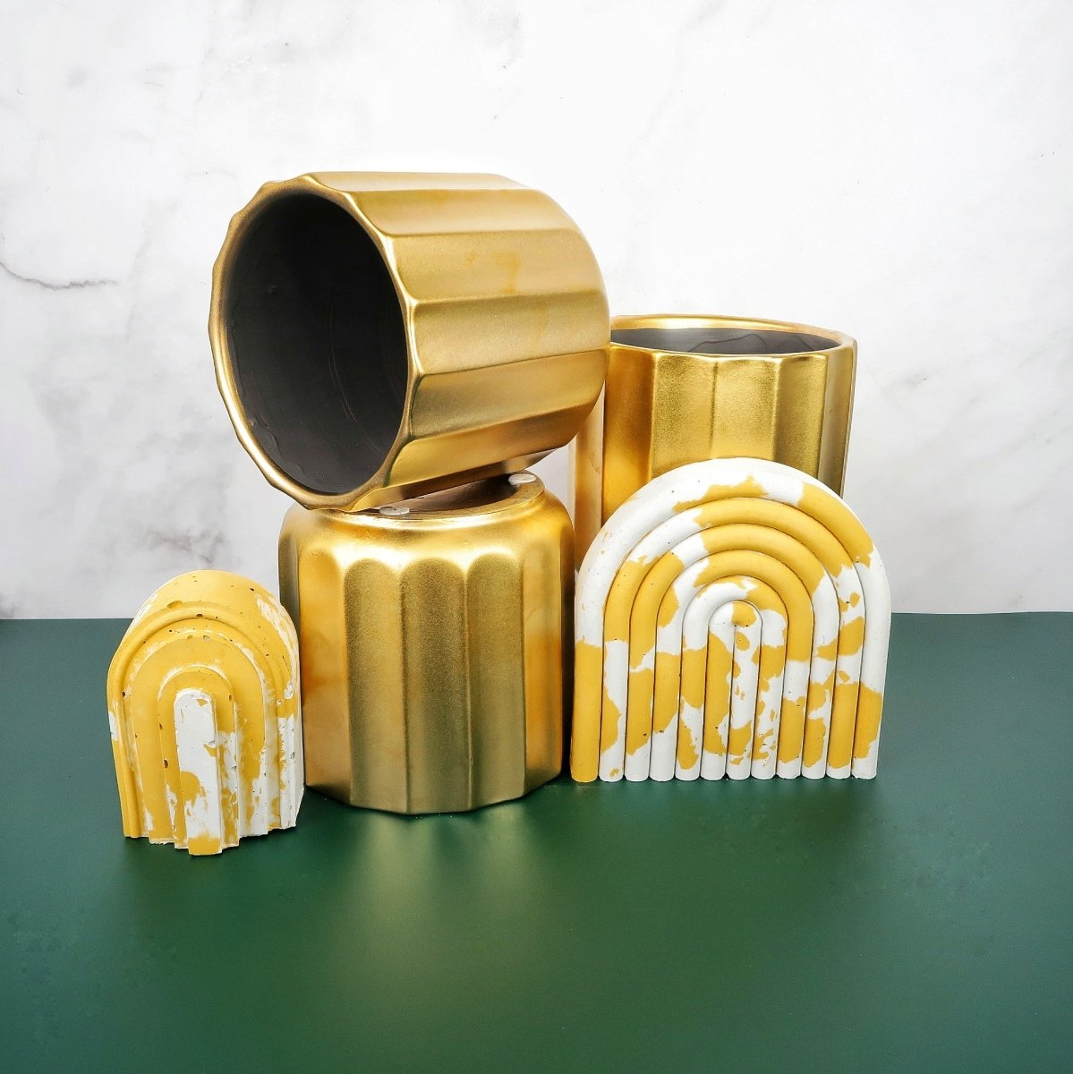 Übertopf CANNES – edle Struktur in Gold mit Lasur