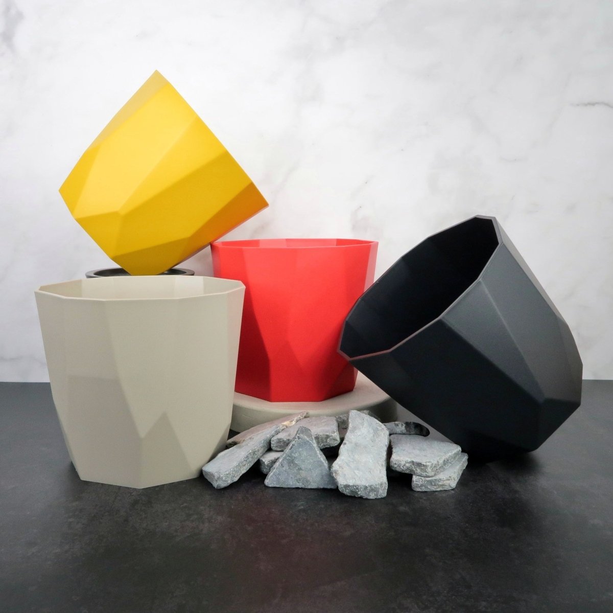Übertopf Elho b.for rock, Recycling-Kunststoff, 14–18 cm – potflourri