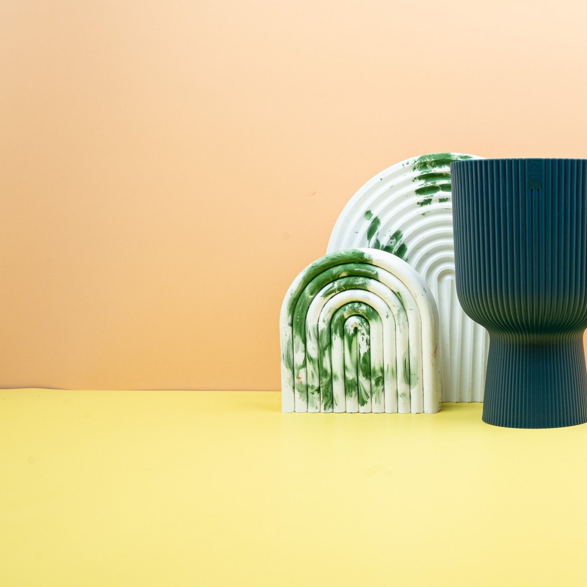 Übertopf Elho Vibes Fold Rund Coupe Tiefenblau aus Recycling-Kunststoff