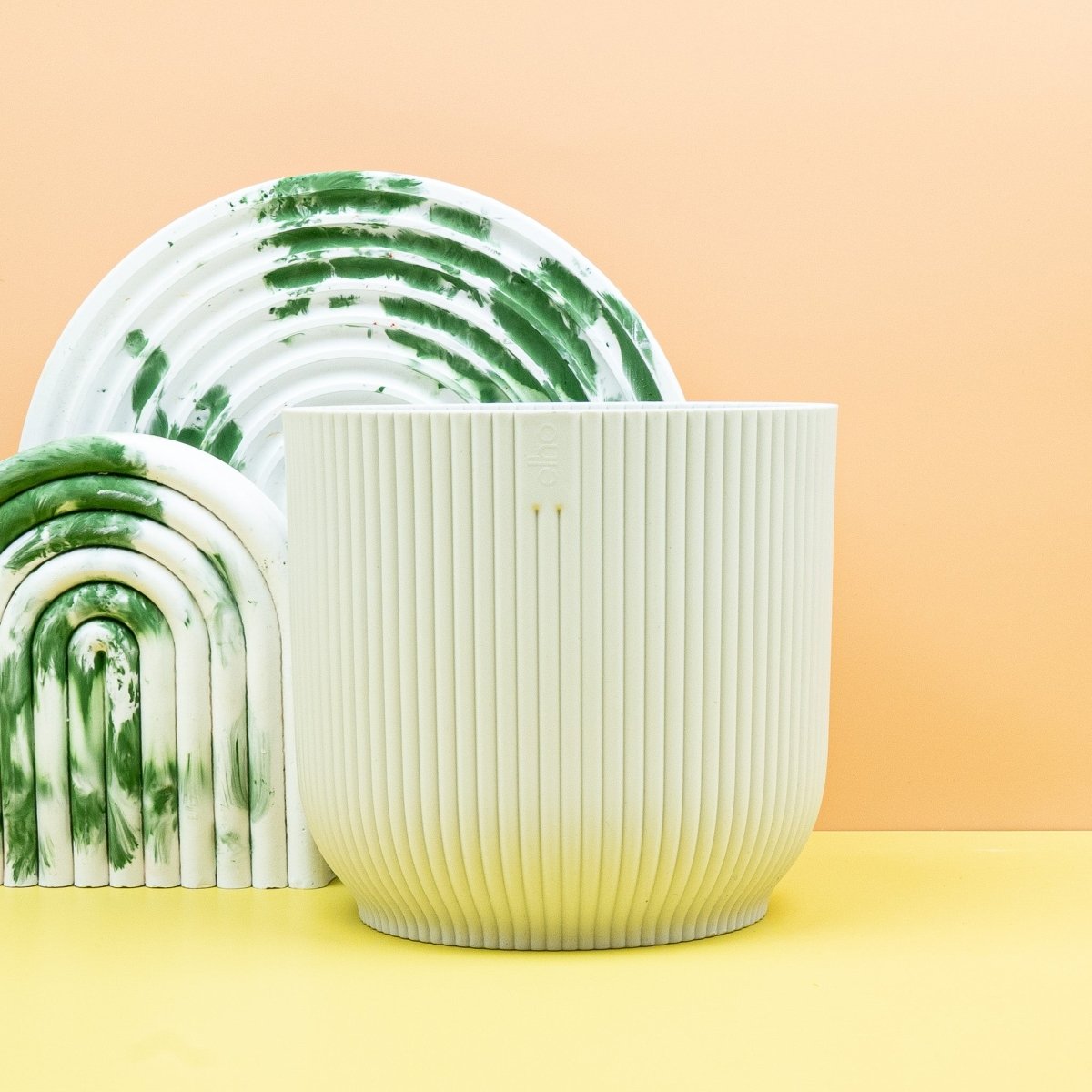 Übertopf Elho Vibes Fold Rund Seidenweiß, elegante Farbgebung