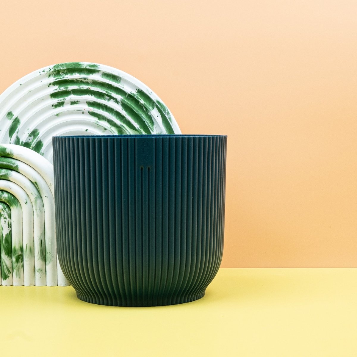 Übertopf Elho Vibes Fold Rund Tiefenblau, ausdrucksstarke Kontraste