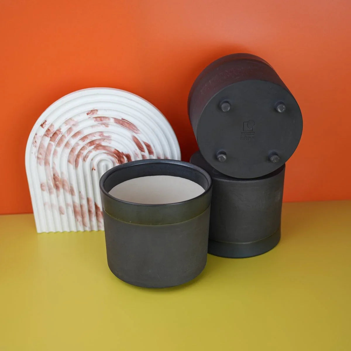 Minimalistischer Übertopf NAGANO in Schwarz, 6–12 cm