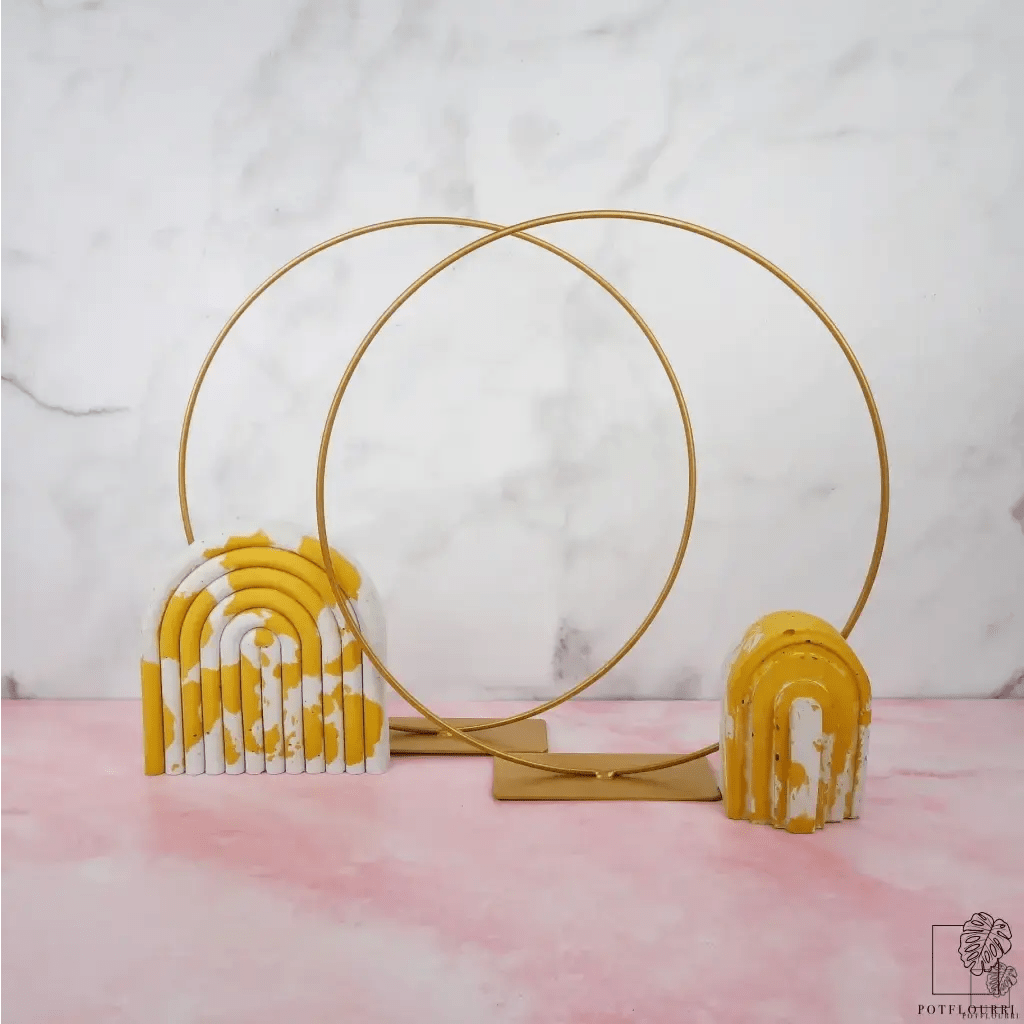 Airplant Holder Ring in Gold, Metall – potflourri