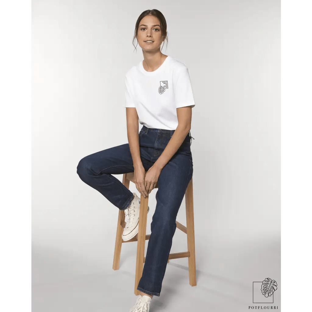 Unisex T-Shirt „Home Is Where My Plants Are" in Weiß – potflourri